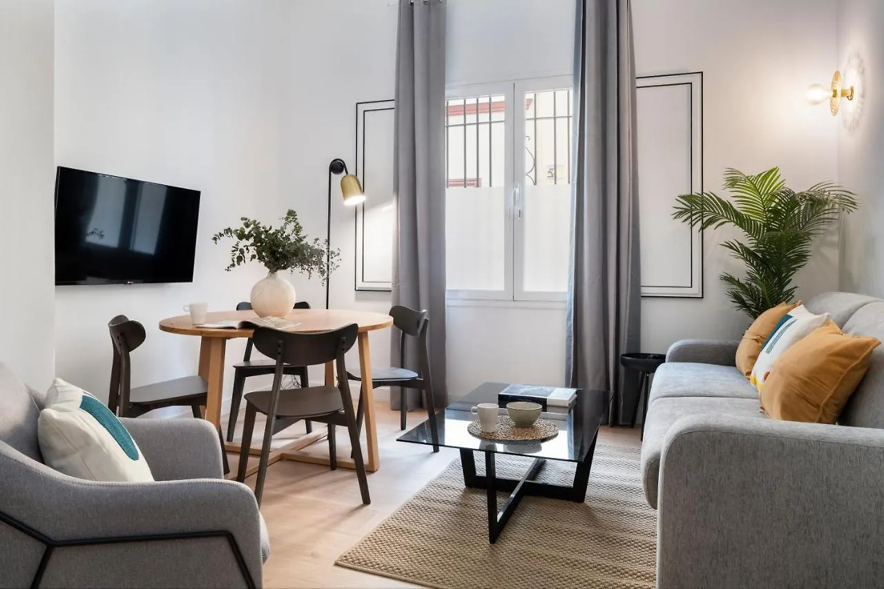 Suites Maestranza - Santas Patronas By Magno Apartments Seville Spain