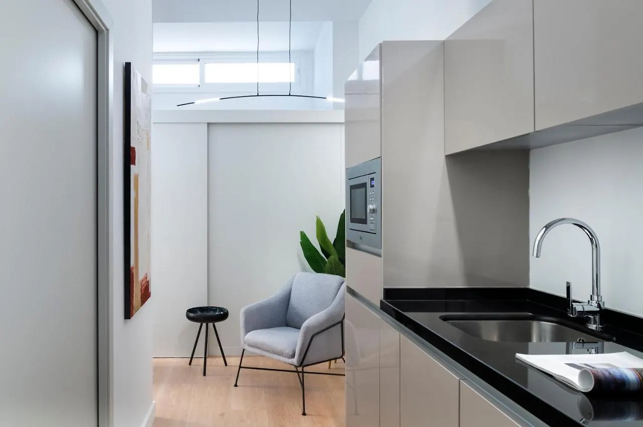 Suites Maestranza - Santas Patronas By Magno Apartments Seville 0*,