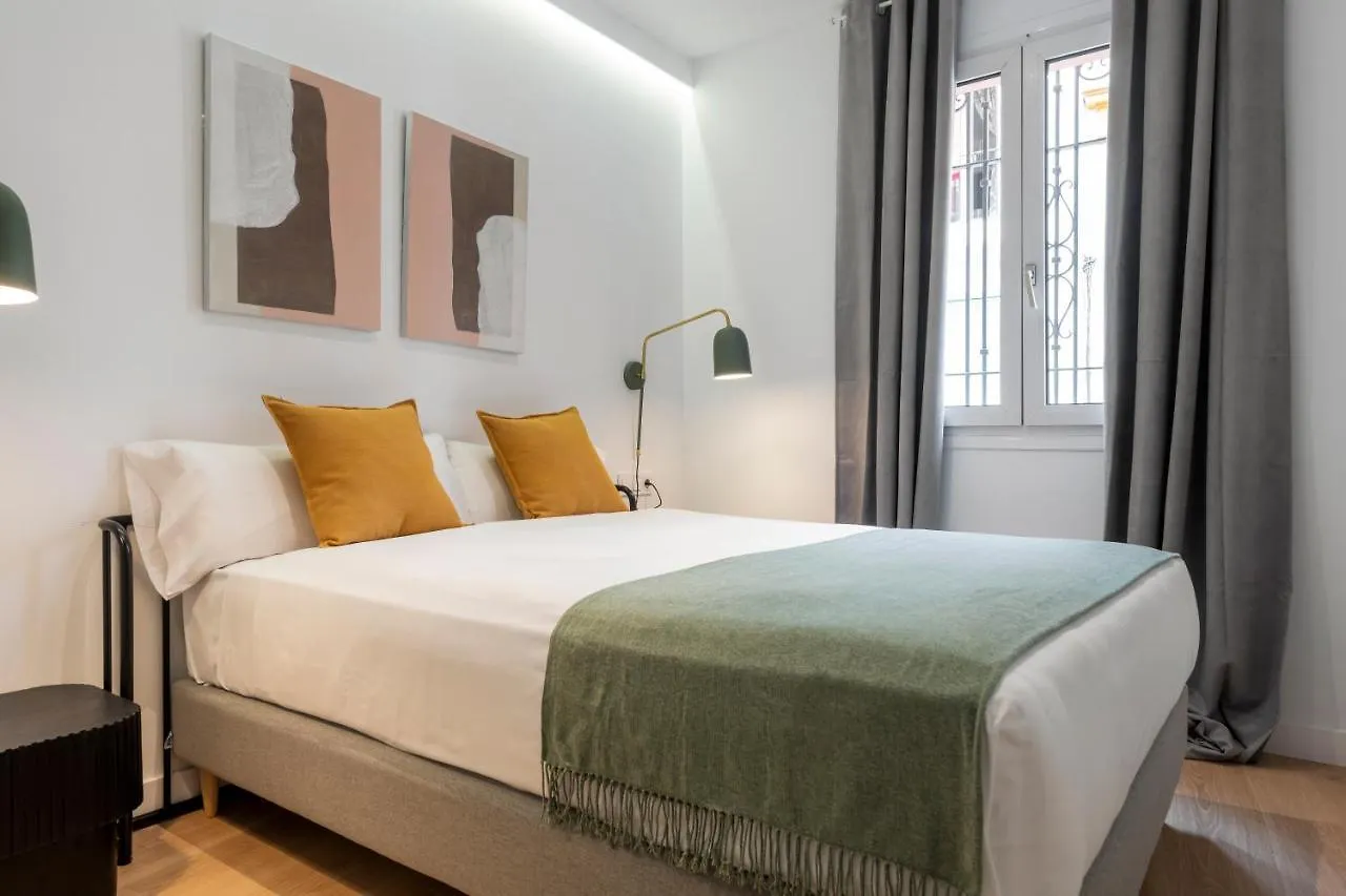 Suites Maestranza - Santas Patronas By Magno Apartments Seville