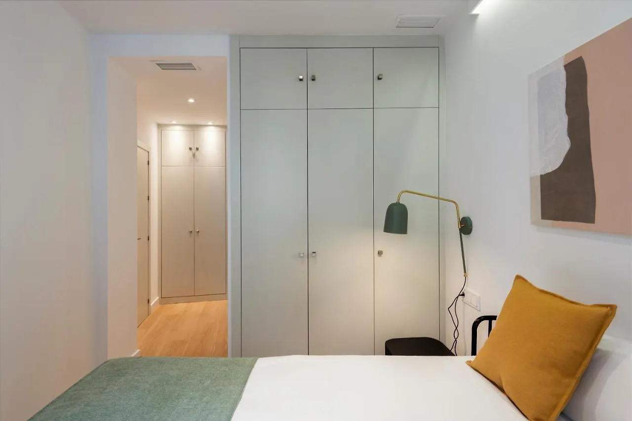 Suites Maestranza - Santas Patronas By Magno Apartments Seville 0*,