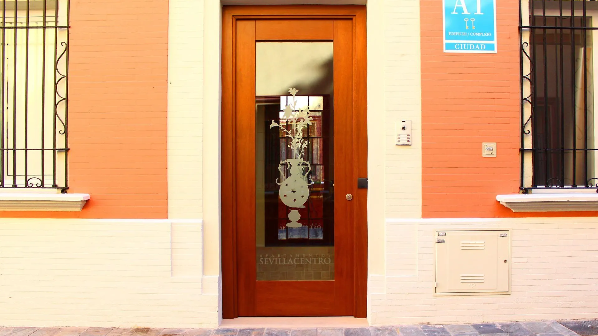 Suites Maestranza - Santas Patronas By Magno Apartments Seville