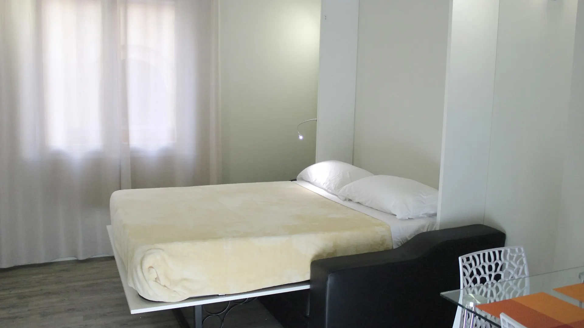 Suites Maestranza - Santas Patronas By Magno Apartments Seville