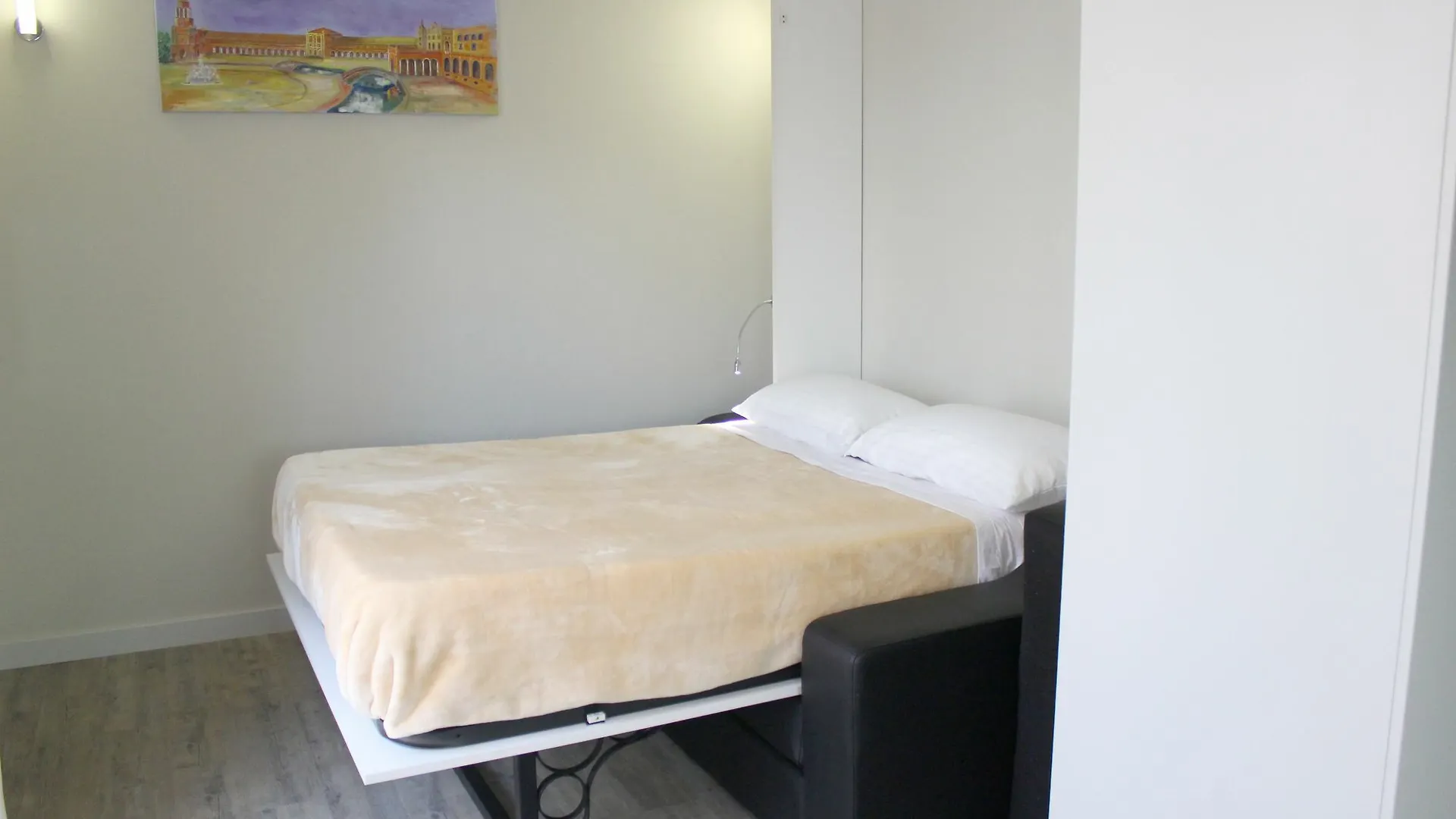 Suites Maestranza - Santas Patronas By Magno Apartments Seville 0*,  Spain