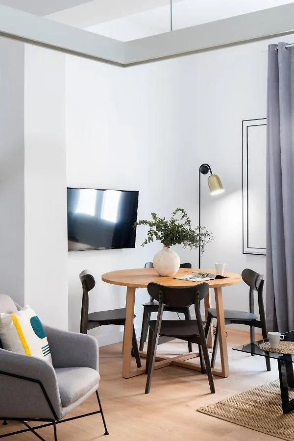 Suites Maestranza - Santas Patronas By Magno Apartments Seville
