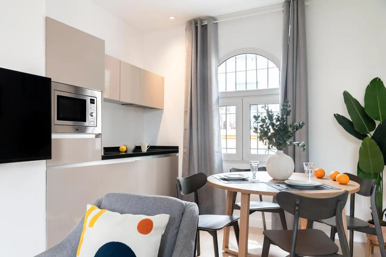Suites Maestranza - Santas Patronas By Magno Apartments Seville